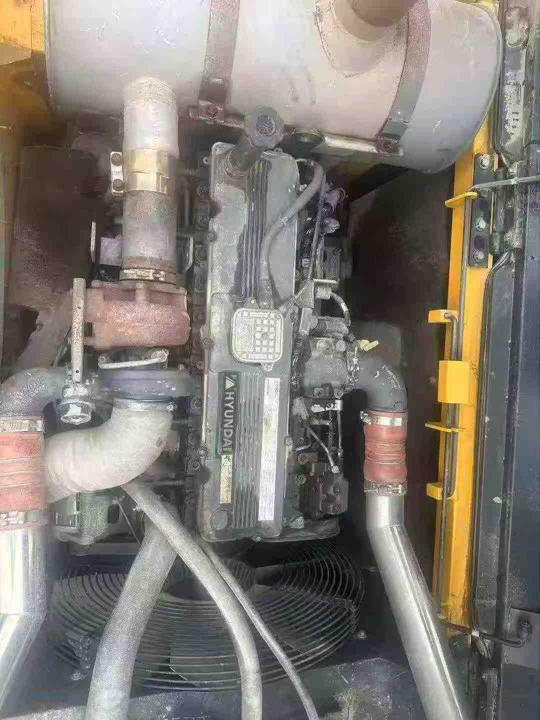 Buy Hyundai R350LVS Used Excavator / 8