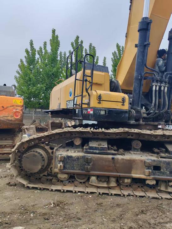 Buy Sany SY750H Used Excavator / 1