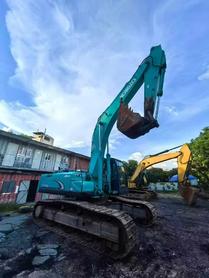 Купить Подержанный Экскаватор Kobelco SK350-8 / 4 Купить Подержанный Экскаватор Kobelco SK350-8 / 4