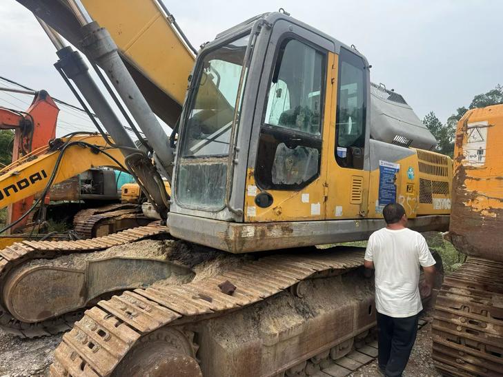 Buy XCMG XE370 Used Excavator / 1