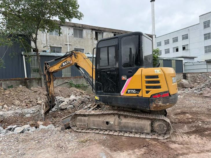 Buy Sany SY60 Used Excavator / 1