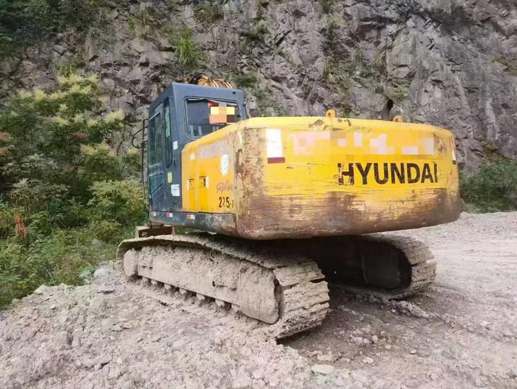 Buy Hyundai R215-7 Used Excavator / 1