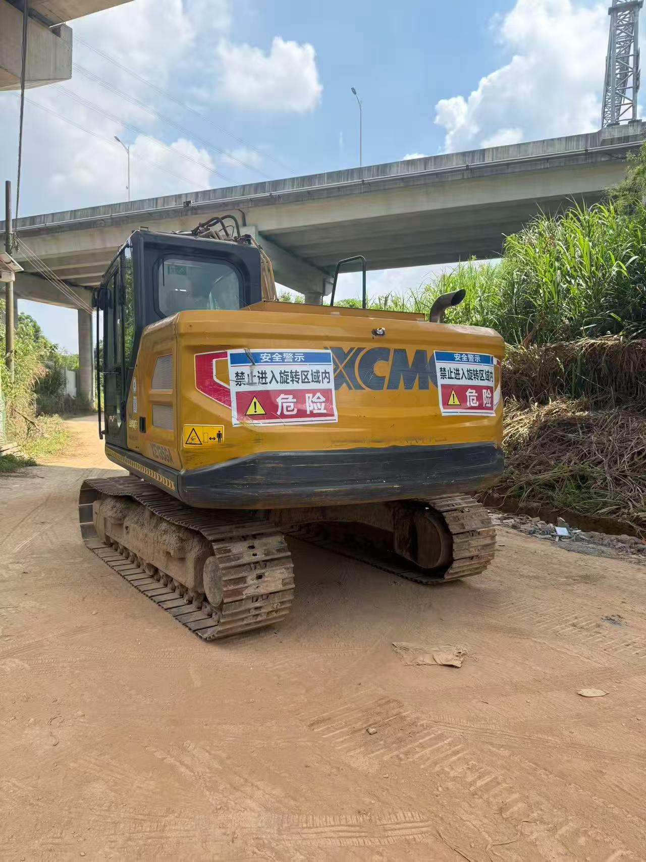 Buy XCMG XE135GA Used Excavator / 7