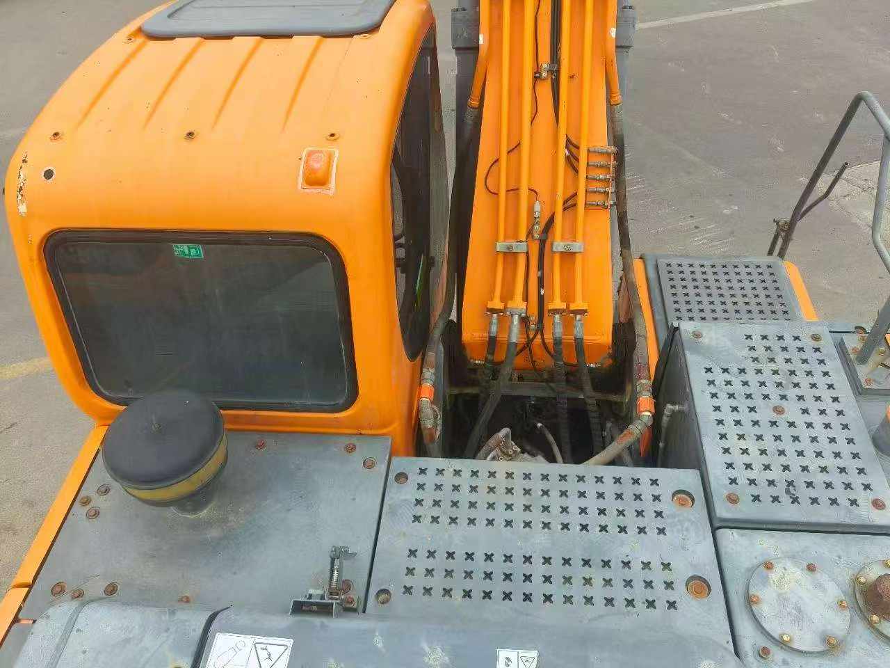 Buy Doosan DH215-9 Used Excavator / 8