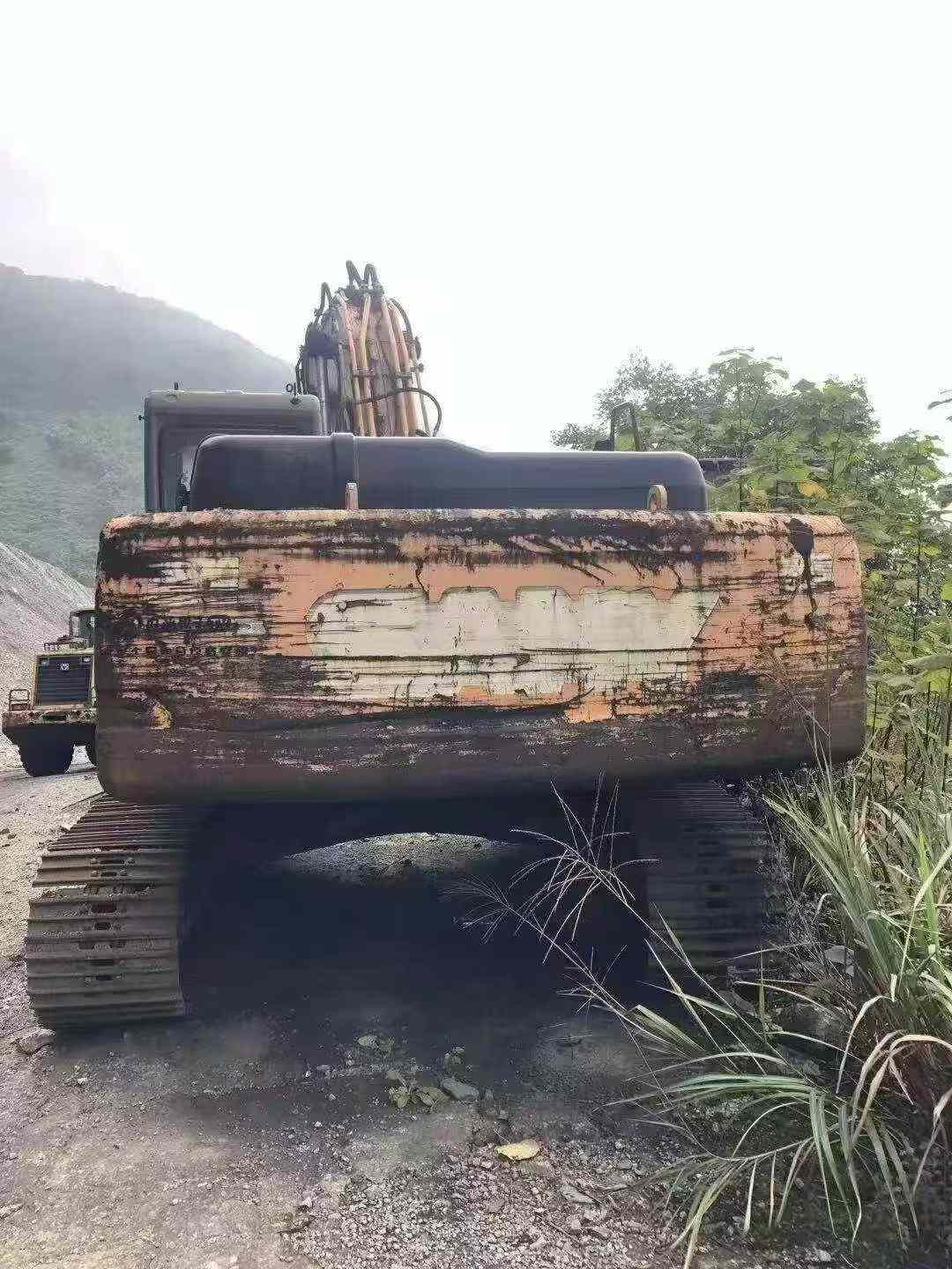 Buy Sany SY265C Used Excavator / 4