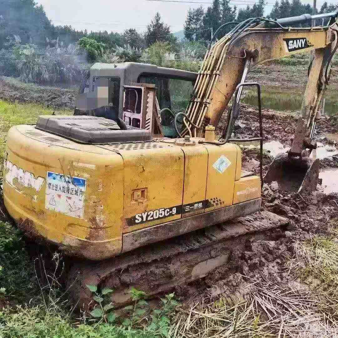 Buy Sany SY135 Used Excavator / 5 Buy Sany SY135 Used Excavator / 5