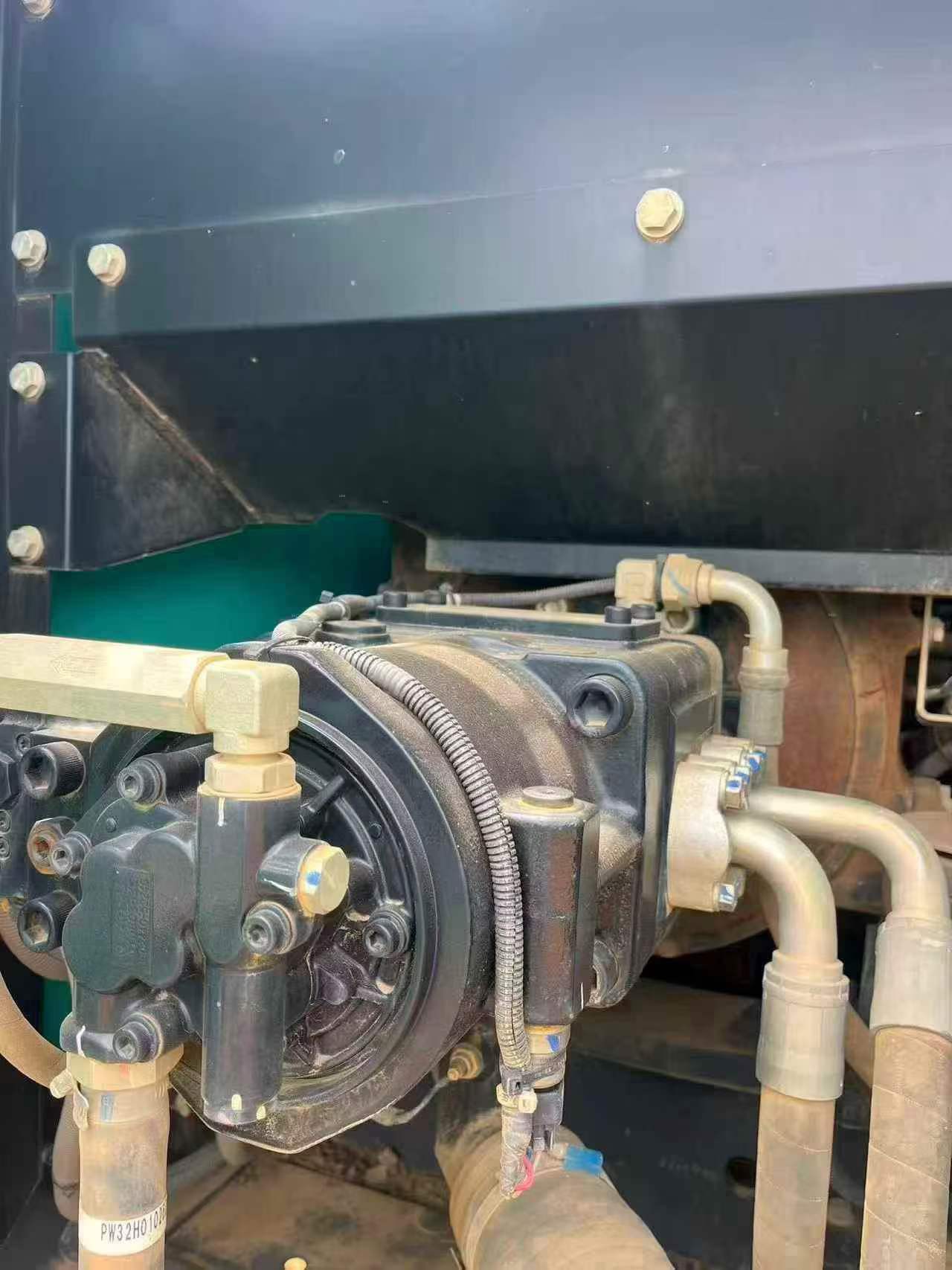 شراء حفارة Kobelco SK210-6 مستعملة / 9