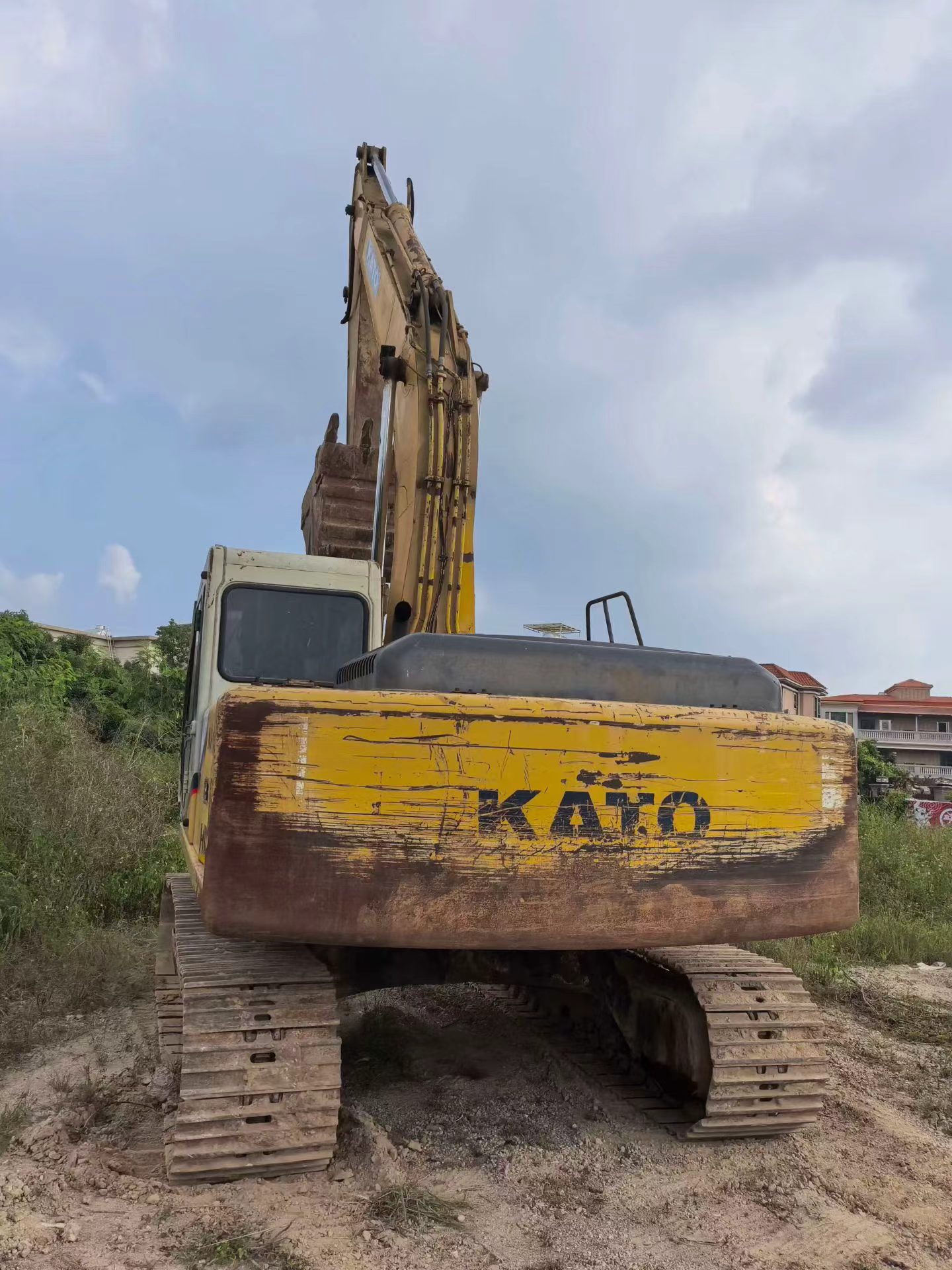 Buy Kato 820-3SP Used Excavator / 2