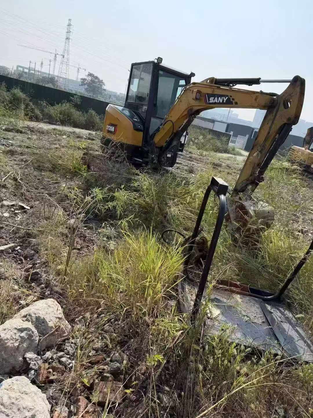 Buy Sany SY35C Used Excavator / 2