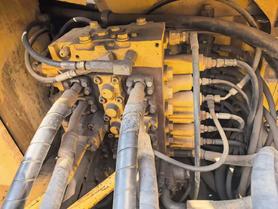 Buy Komatsu PC240-6 Used Excavator / 4 Buy Komatsu PC240-6 Used Excavator / 4