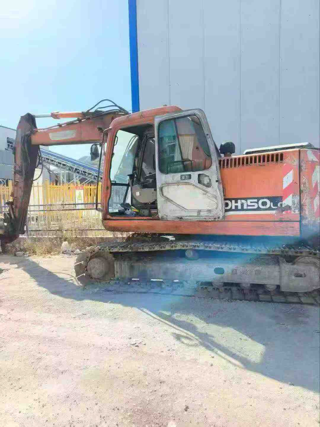 Buy Doosan DH150 Used Excavator / 2