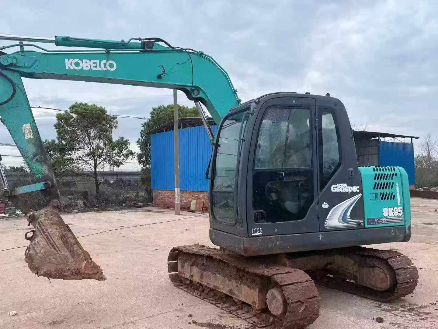 Buy Kobelco SK75 Used Excavator / 9 Buy Kobelco SK75 Used Excavator / 9