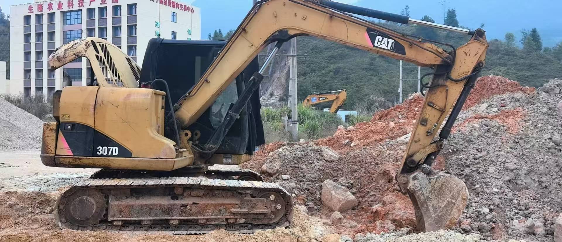 Buy Caterpillar 307B Used Excavator / 2