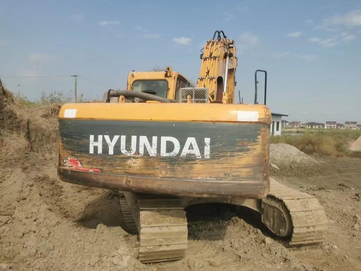 Buy Hyundai R215-9 Used Excavator / 1