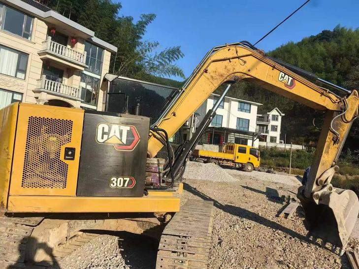 Buy Caterpillar 307B Used Excavator / 1
