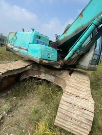 Buy Kobelco SK200 Used Excavator / 3 Buy Kobelco SK200 Used Excavator / 3