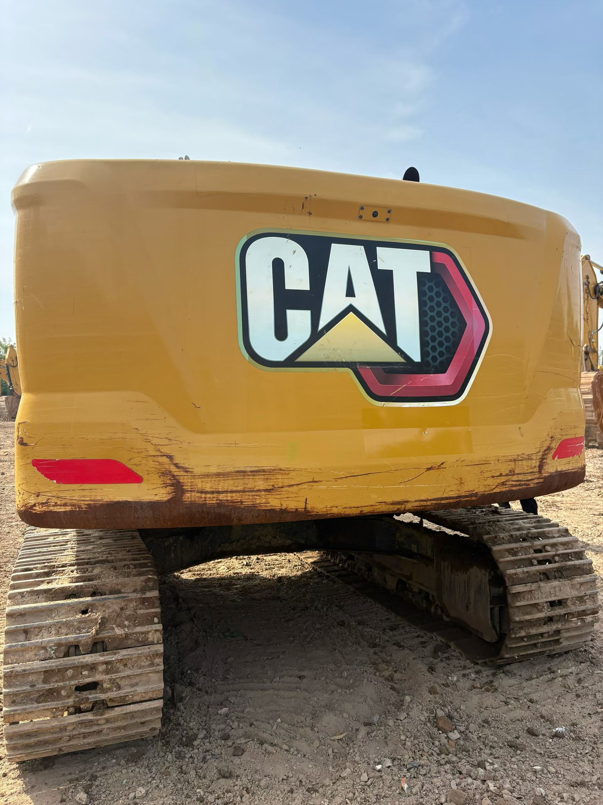 Buy Caterpillar 323 Used Excavator / 4