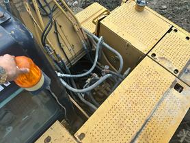 Buy Caterpillar 320D Used Excavator / 7 Buy Caterpillar 320D Used Excavator / 7