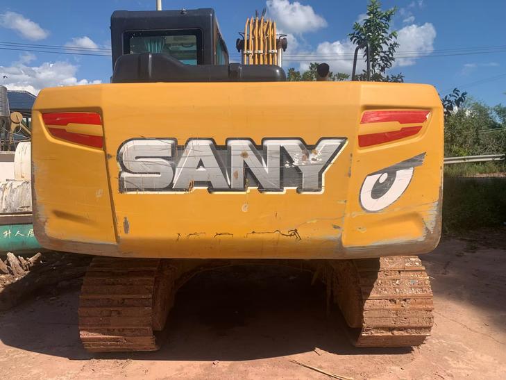 Buy Sany SY135 Used Excavator / 1
