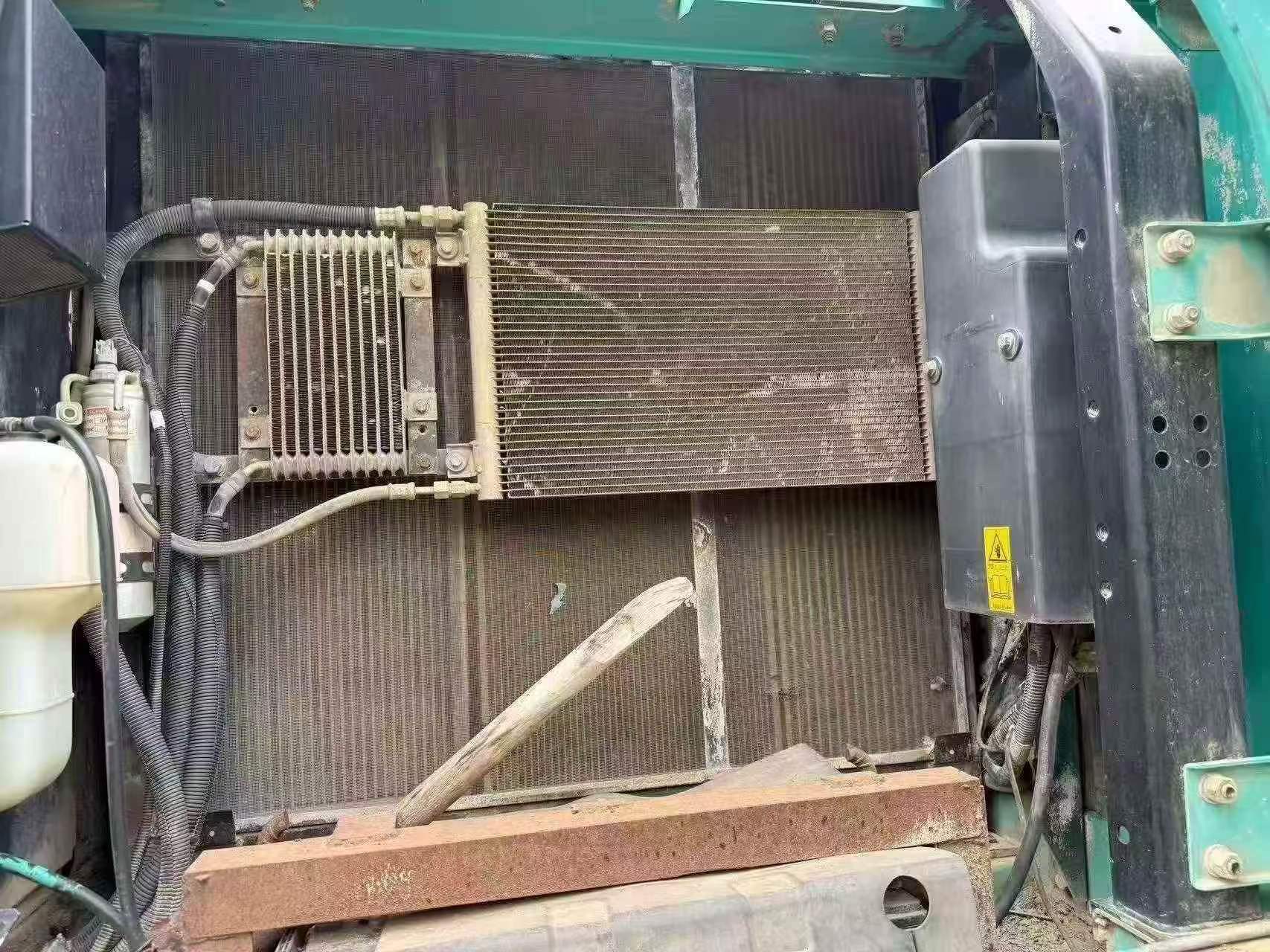 Buy Kobelco SK200-2 Used Excavator / 7 Buy Kobelco SK200-2 Used Excavator / 7