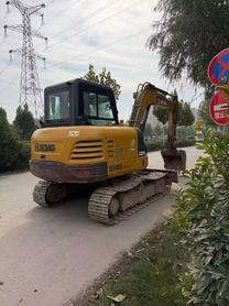 Buy XCMG XE60 Used Excavator / 2 Buy XCMG XE60 Used Excavator / 2