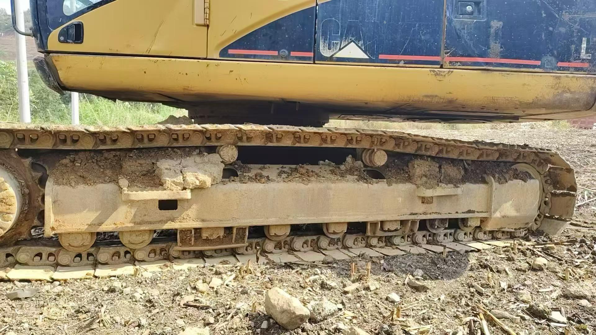 Buy Caterpillar 320CL Used Excavator / 3