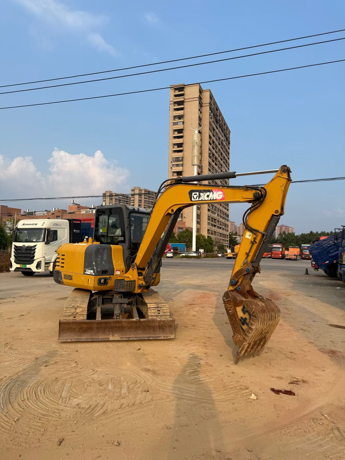 Buy XCMG XE60 Used Excavator / 2