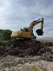 Buy XCMG XE200 Used Excavator / 2 Buy XCMG XE200 Used Excavator / 2