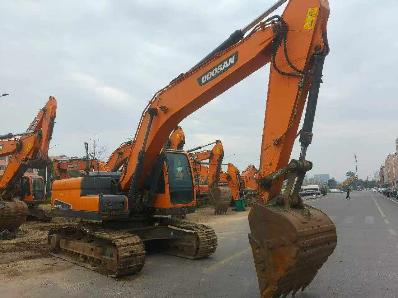 Buy Doosan DH215-9 Used Excavator / 2