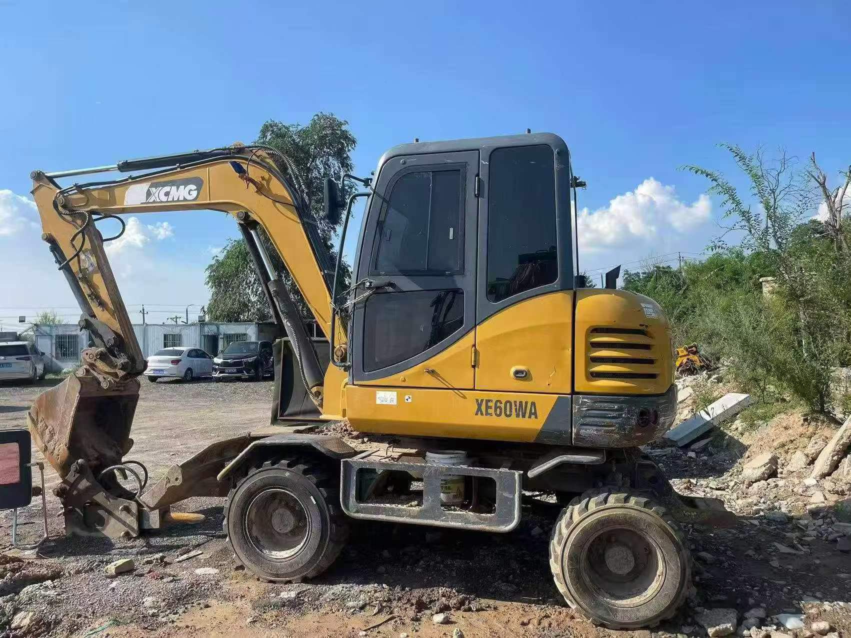 Buy XCMG XE60 Used Excavator / 7