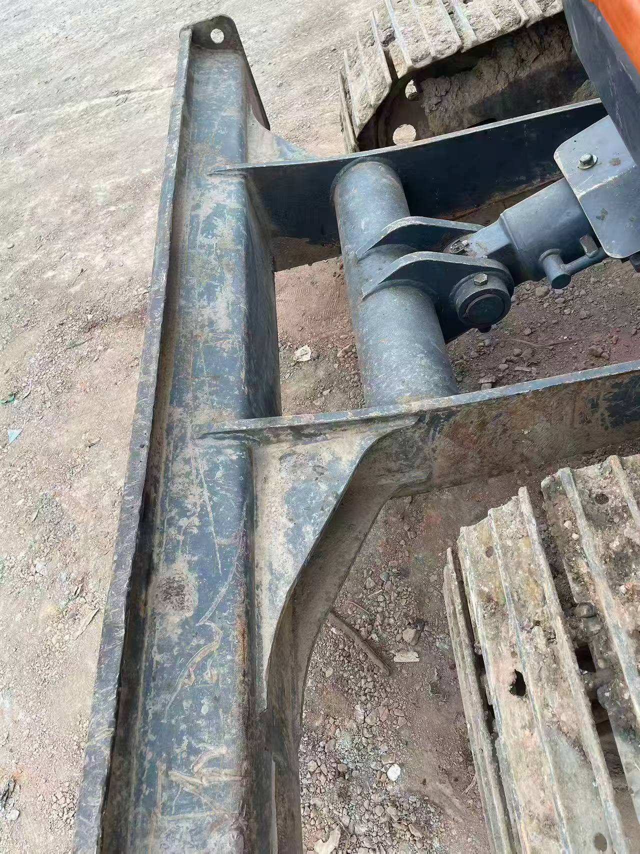 Compre Escavadeira Doosan DX75 Usada / 8