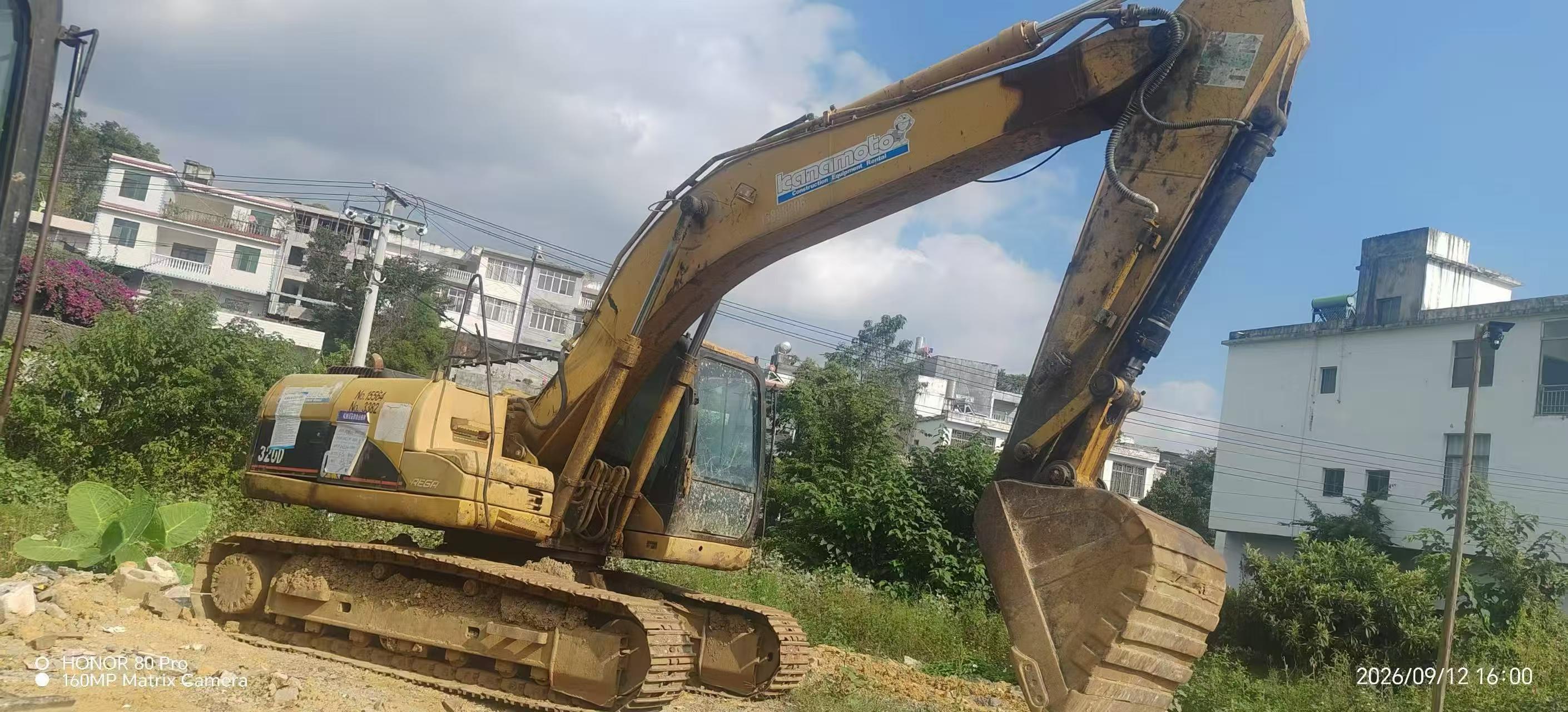Buy Caterpillar 320D Used Excavator / 3