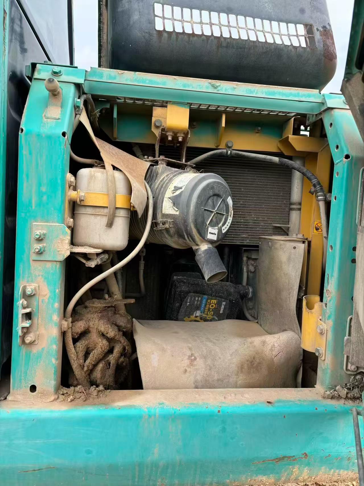 شراء حفارة Komatsu PC120-8 مستعملة / 7
