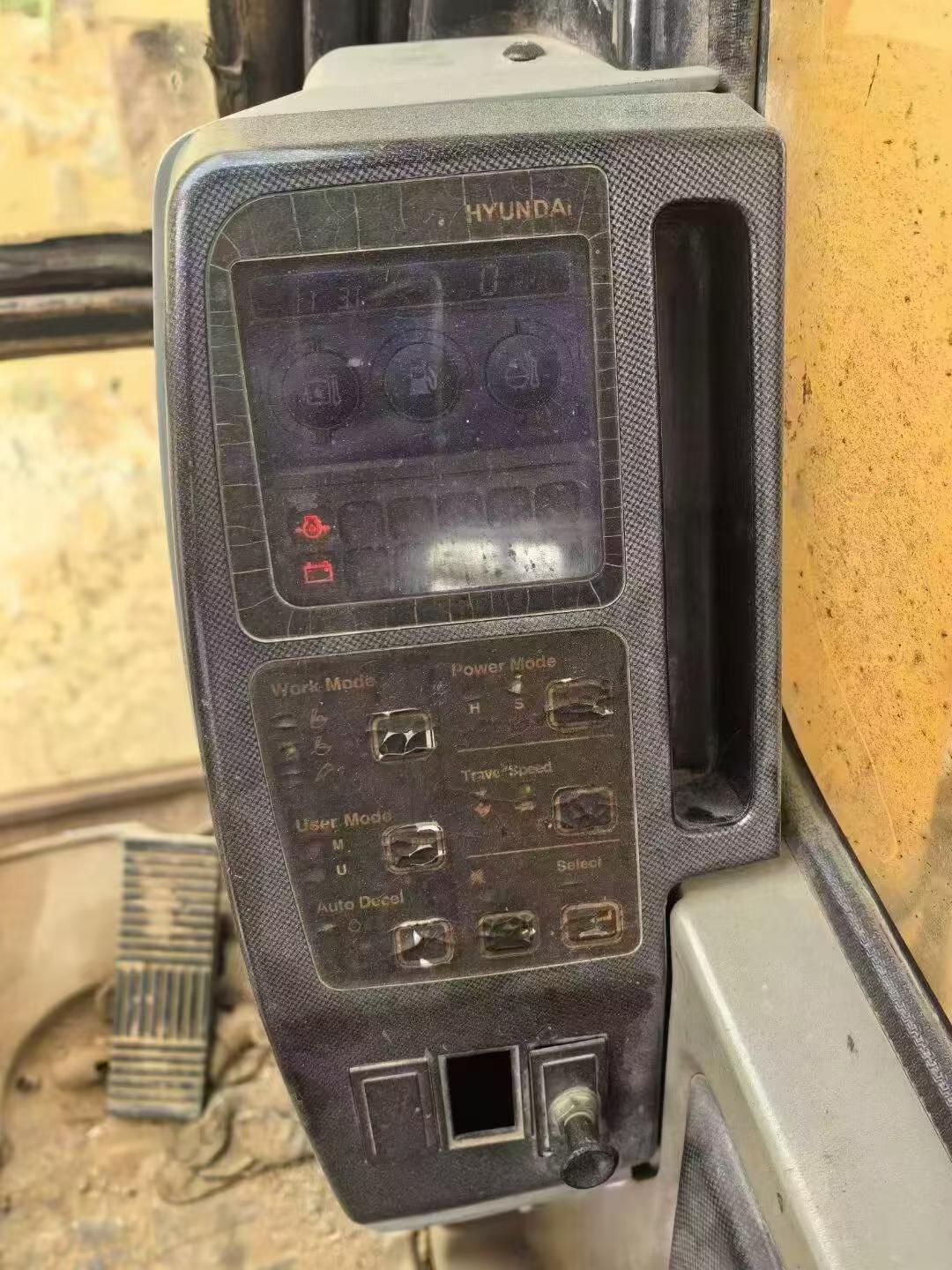 Buy Hyundai R225-7 Used Excavator / 4