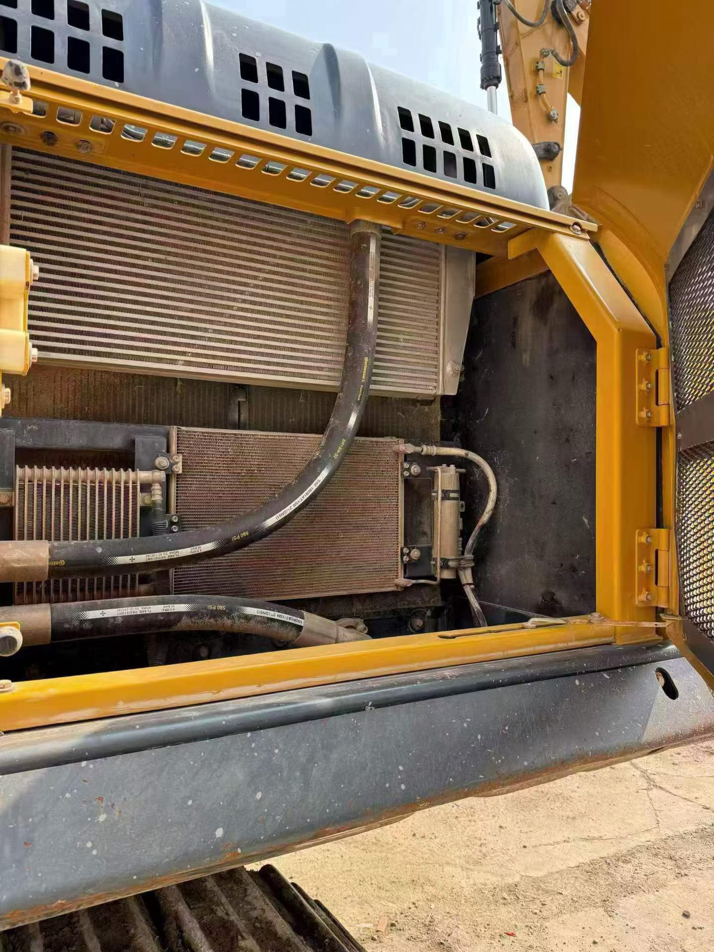 Buy XCMG XE380K Used Excavator / 7