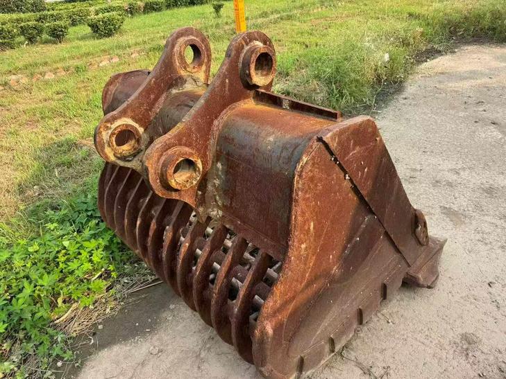 Buy Doosan DX380 Used Excavator / 1