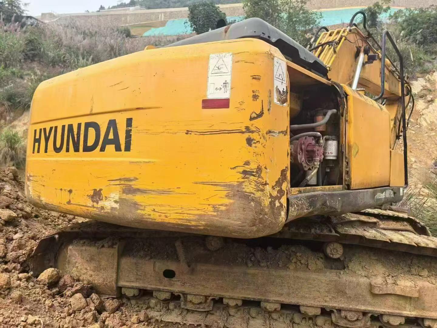 Buy Hyundai R225-7 Used Excavator / 6