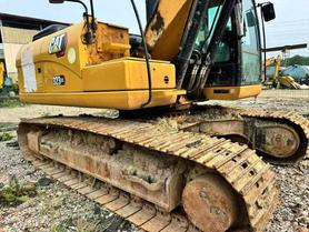 Buy Caterpillar 323 Used Excavator / 4 Buy Caterpillar 323 Used Excavator / 4