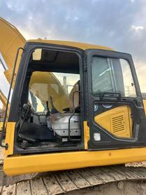 Buy Komatsu PC200-7 Used Excavator / 4 Buy Komatsu PC200-7 Used Excavator / 4