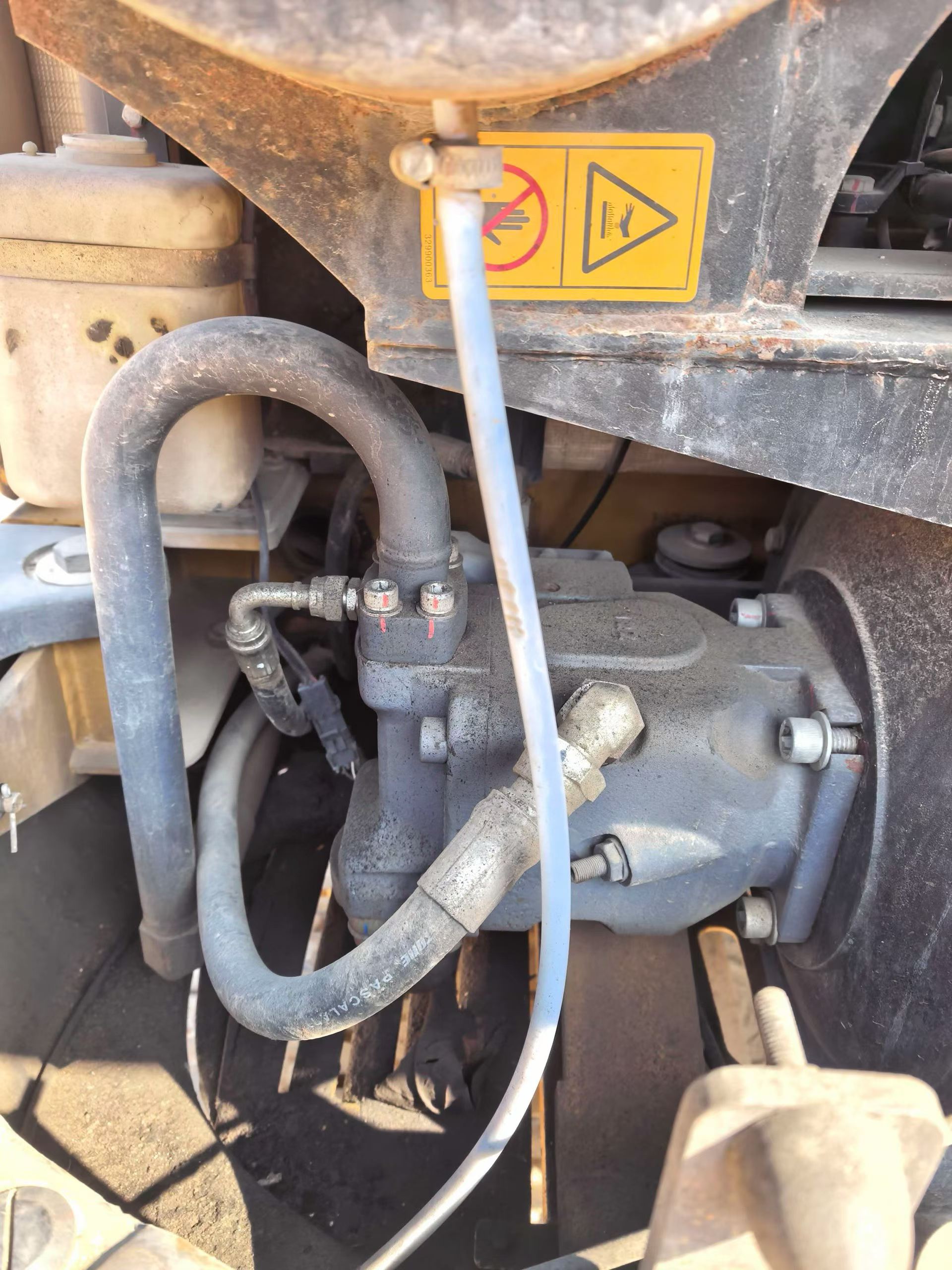 Buy XCMG XE60 Used Excavator / 5