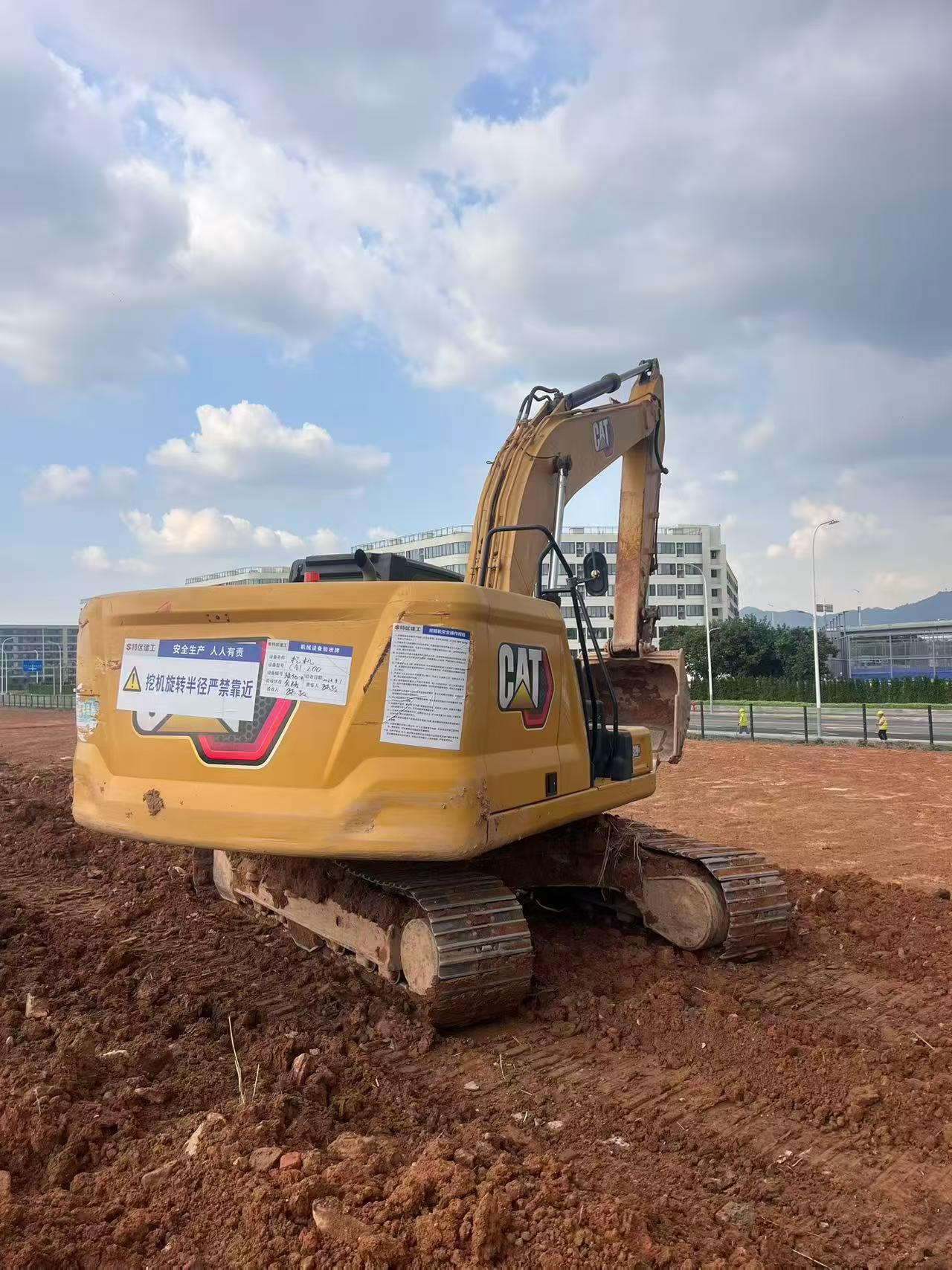 Buy Caterpillar 320GC Used Excavator / 7