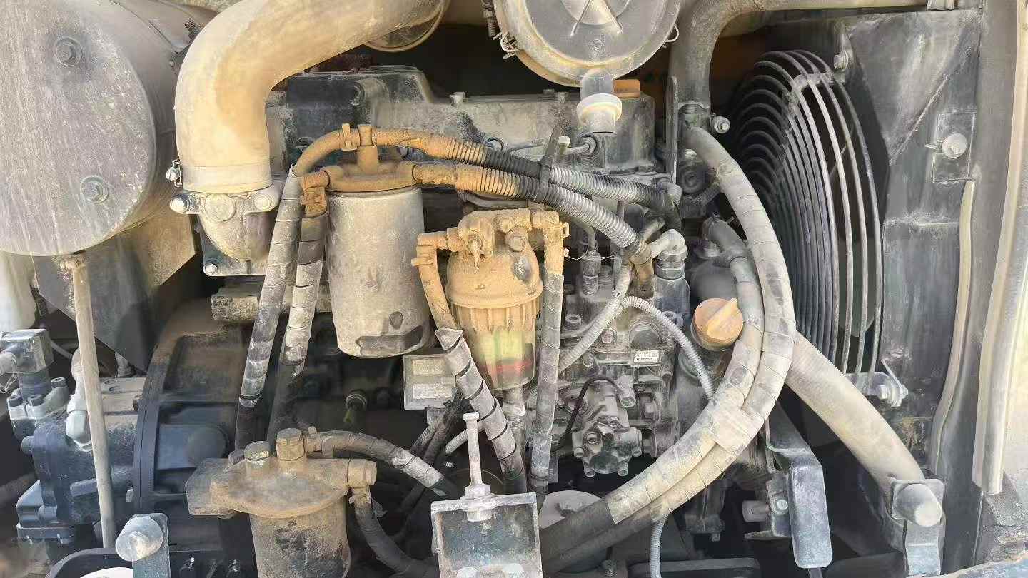 Buy Hyundai HX55 Used Excavator / 5