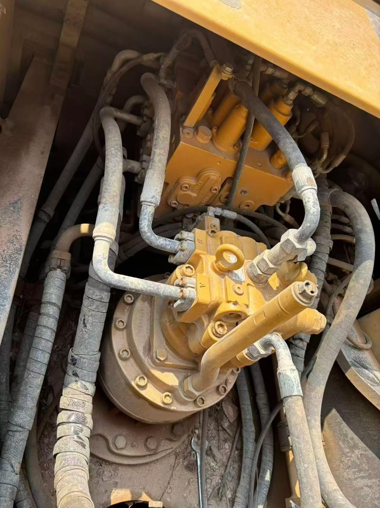 Buy Sany SY245H Used Excavator / 4