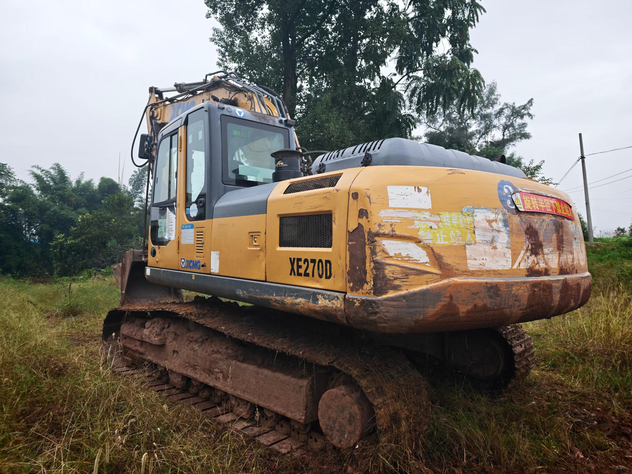 Buy XCMG XE215 Used Excavator / 3