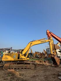 Buy Komatsu PC200-6 Used Excavator / 3 Buy Komatsu PC200-6 Used Excavator / 3