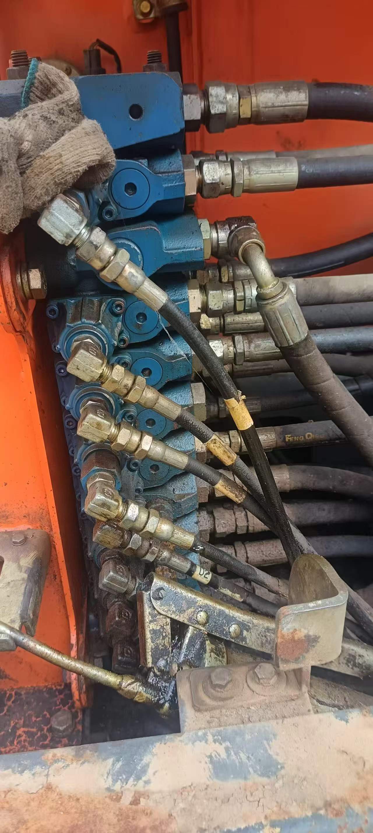 Buy Doosan DH80 Used Excavator / 6