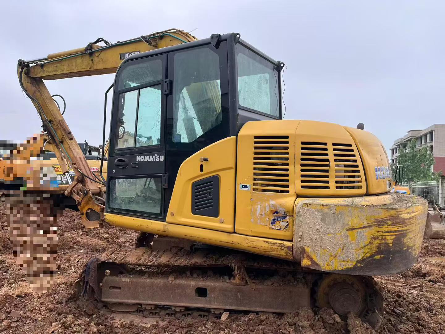 Buy Komatsu PC70-8 Used Excavator / 2