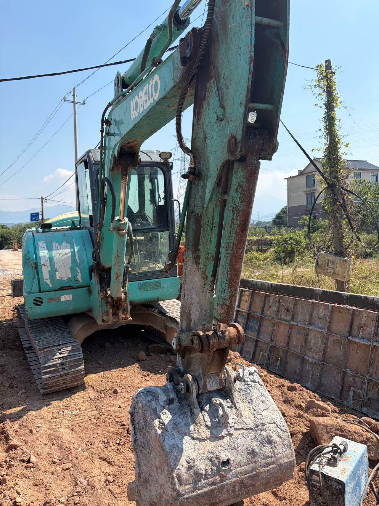 Compre Excavadora Kobelco SK60-8 Usada / 4
