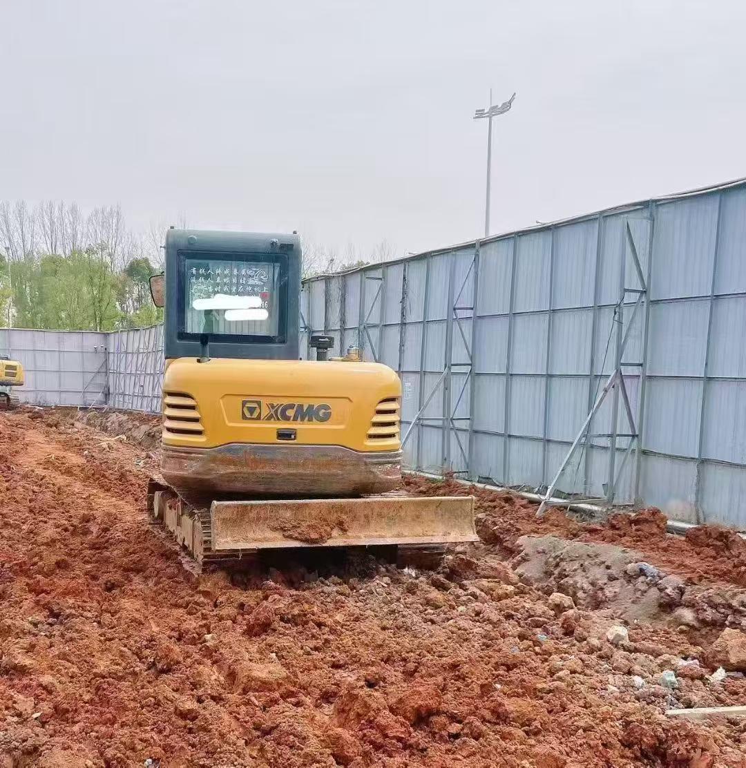 Buy XCMG XE55D Used Excavator / 9