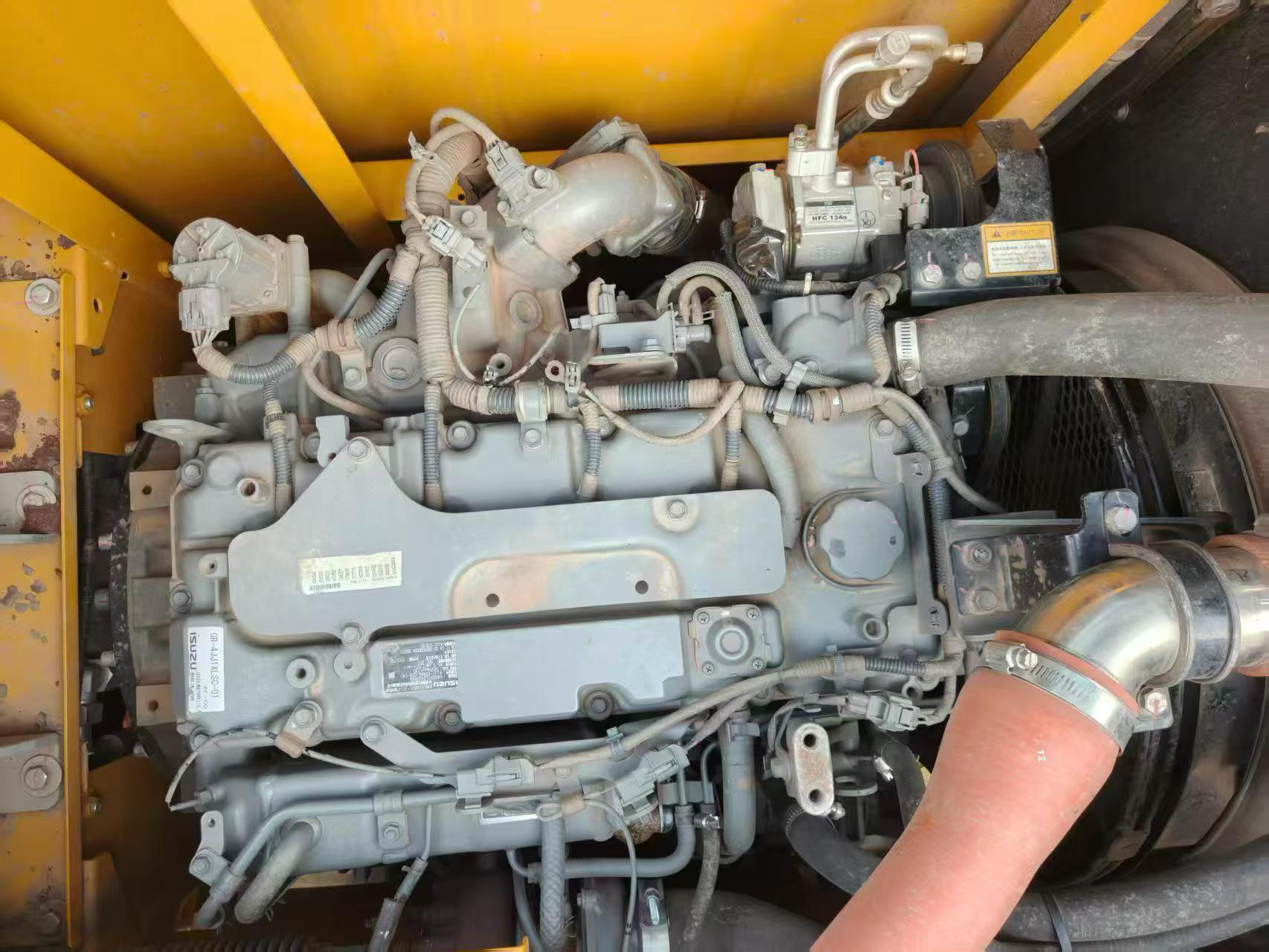 Buy Sany SY135 Used Excavator / 8